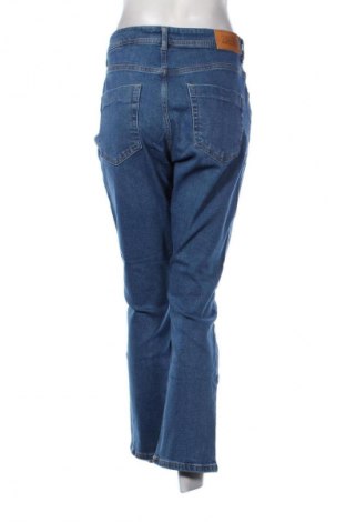 Дамски дънки Zara, Размер XL, Цвят Син, Цена 62,56 лв.