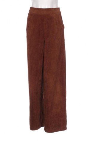 Női kordbársony nadrág Stradivarius, Méret S, Szín Barna, Ár 5 829 Ft