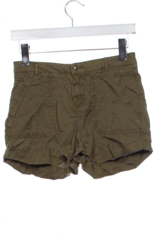 Dámské kraťasy  Bershka, Velikost XS, Barva Zelená, Cena  249,00 Kč