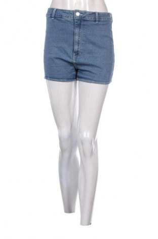 Dámske kraťasy  Bershka, Veľkosť M, Farba Modrá, Cena  9,72 €