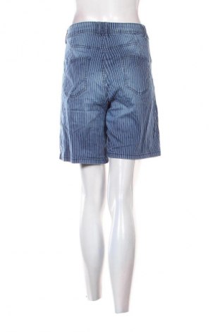 Damskie szorty C&A, Rozmiar L, Kolor Kolorowy, Cena 59,99 zł