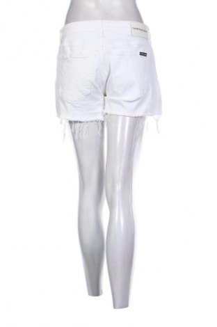 Damskie szorty Calvin Klein Jeans, Rozmiar M, Kolor Biały, Cena 110,34 zł