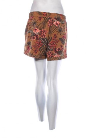 Dámské kraťasy  Casual Ladies, Velikost XXL, Barva Vícebarevné, Cena  249,00 Kč