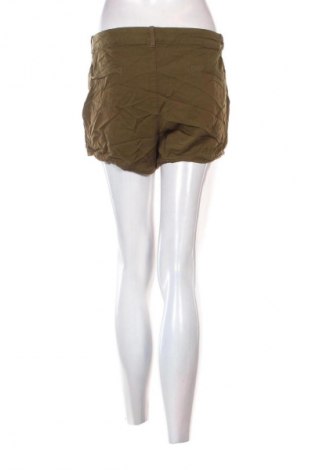 Damen Shorts Clockhouse, Größe XXL, Farbe Grün, Preis € 11,99