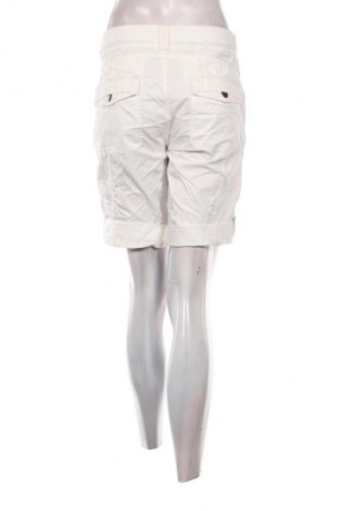 Női rövidnadrág Edc By Esprit, Méret L, Szín Fehér, Ár 9 219 Ft