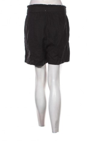 Damskie szorty Esmara, Rozmiar XL, Kolor Czarny, Cena 80,99 zł