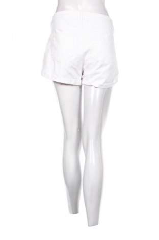 Női rövidnadrág H&M, Méret XL, Szín Fehér, Ár 5 309 Ft