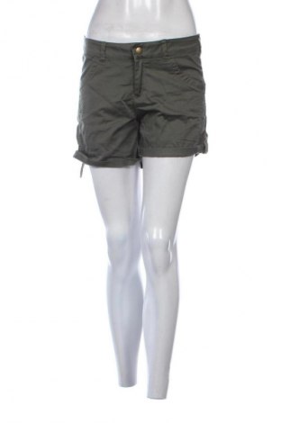 Dámské kraťasy  H&M, Velikost M, Barva Zelená, Cena  249,00 Kč