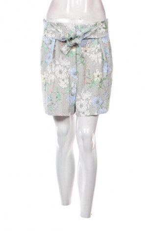 Dámske kraťasy  H&M, Veľkosť M, Farba Viacfarebná, Cena  8,95 €