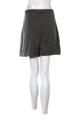 Damen Shorts Kookai, Größe L, Farbe Grün, Preis 24,99 €