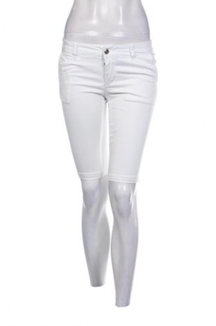 Női rövidnadrág Lee Cooper, Méret M, Szín Fehér, Ár 6 764 Ft