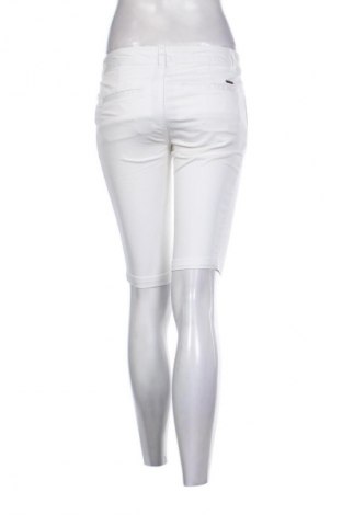 Női rövidnadrág Lee Cooper, Méret M, Szín Fehér, Ár 6 764 Ft