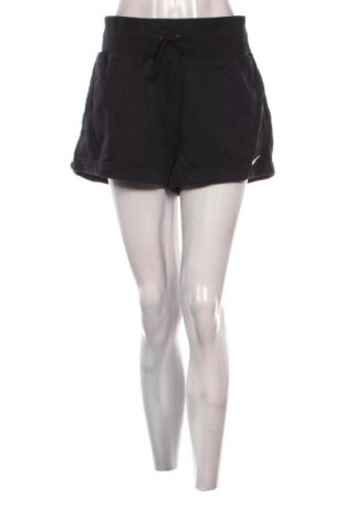 Dámske kraťasy  Nike, Veľkosť M, Farba Čierna, Cena  27,95 €