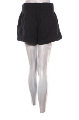 Dámske kraťasy  Nike, Veľkosť M, Farba Čierna, Cena  27,95 €
