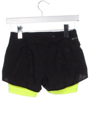 Γυναικείο κοντό παντελόνι Nike, Μέγεθος XS, Χρώμα Μαύρο, Τιμή 21,99 €