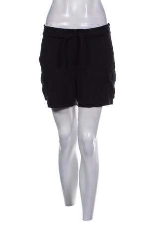 Damen Shorts ONLY, Größe M, Farbe Schwarz, Preis 10,99 €