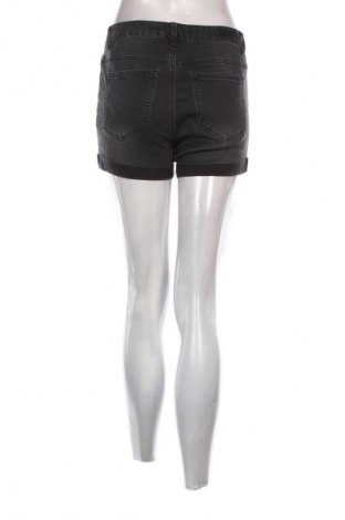 Damen Shorts Pieces, Größe M, Farbe Schwarz, Preis € 10,24