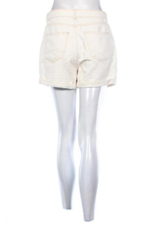 Damen Shorts Pimkie, Größe M, Farbe Ecru, Preis 9,72 €