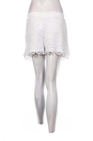 Pantaloni scurți de femei Primark, Mărime M, Culoare Alb, Preț 47,99 Lei