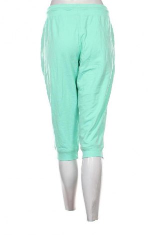Damen Shorts Sports Performance by Tchibo, Größe S, Farbe Grün, Preis € 11,99