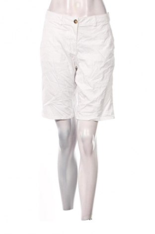 Pantaloni scurți de femei Tom Tailor, Mărime XL, Culoare Alb, Preț 80,99 Lei