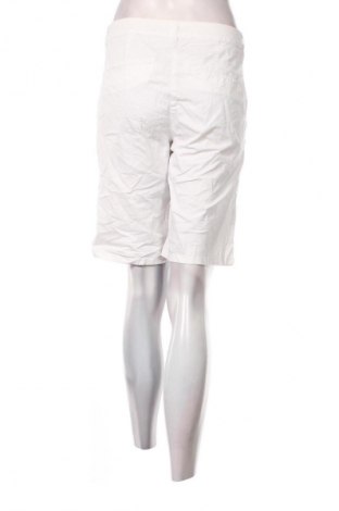 Pantaloni scurți de femei Tom Tailor, Mărime XL, Culoare Alb, Preț 80,99 Lei