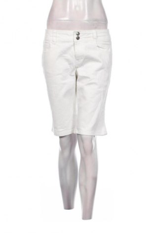 Damen Shorts Tommy Hilfiger, Größe M, Farbe Weiß, Preis 46,99 €