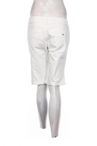 Damen Shorts Tommy Hilfiger, Größe M, Farbe Weiß, Preis 46,99 €