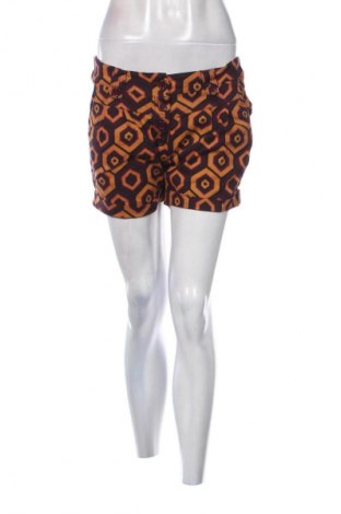 Pantaloni scurți de femei Unbranded, Mărime L, Culoare Multicolor, Preț 50,00 Lei