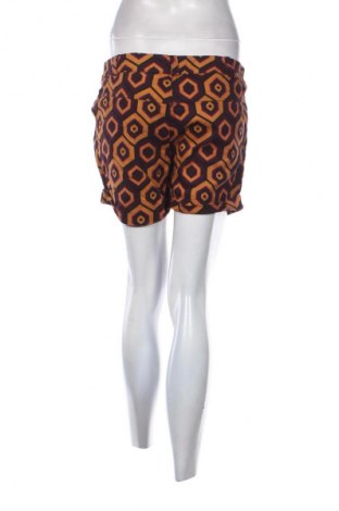 Pantaloni scurți de femei Unbranded, Mărime L, Culoare Multicolor, Preț 50,00 Lei