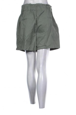 Damen Shorts Vero Moda, Größe XL, Farbe Grün, Preis 12,99 €