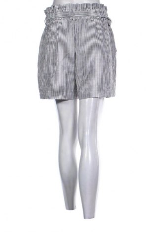 Damen Shorts Vero Moda, Größe M, Farbe Mehrfarbig, Preis 10,99 €