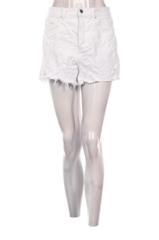 Damen Shorts Zara, Größe M, Farbe Weiß, Preis 15,99 €