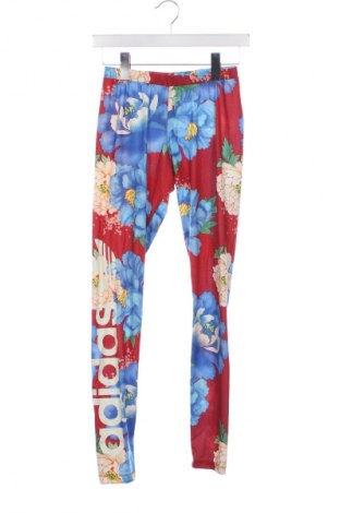 Damskie legginsy Adidas, Rozmiar XS, Kolor Kolorowy, Cena 134,99 zł