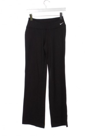 Дамски клин Nike, Размер XS, Цвят Черен, Цена 34,99 лв.