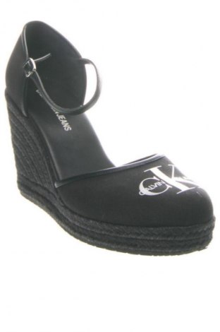 Dámske topánky  Calvin Klein Jeans, Veľkosť 41, Farba Čierna, Cena  103,84 €