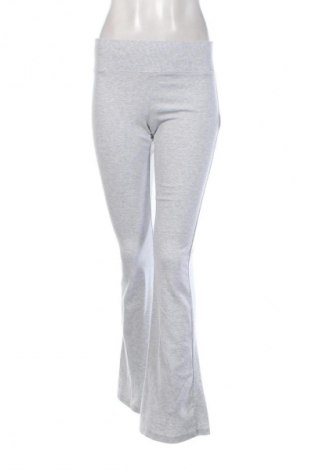 Pantaloni de femei Bershka, Mărime M, Culoare Gri, Preț 80,99 Lei
