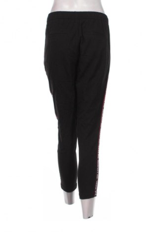 Damenhose Bershka, Größe S, Farbe Schwarz, Preis 20,99 €