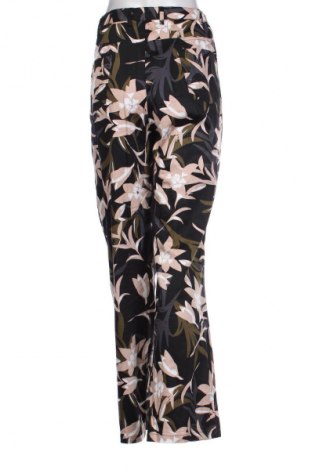 Damenhose Bpc Bonprix Collection, Größe 5XL, Farbe Mehrfarbig, Preis 27,70 €