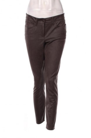 Pantaloni de femei Cambio, Mărime M, Culoare Maro, Preț 210,99 Lei