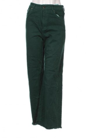 Damskie spodnie Fashion Jeans, Rozmiar M, Kolor Zielony, Cena 95,99 zł