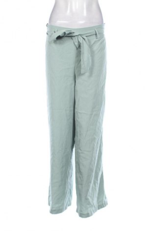 Pantaloni de femei LC Waikiki, Mărime M, Culoare Verde, Preț 126,32 Lei