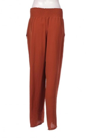 Дамски панталон NEW COLLECTION, Размер M, Цвят Кафяв, Цена 36,99 лв.