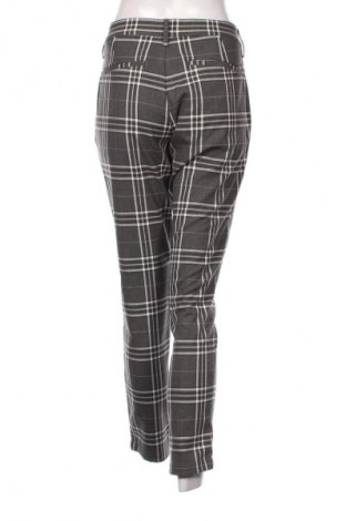Pantaloni de femei Pull&Bear, Mărime L, Culoare Multicolor, Preț 98,99 Lei
