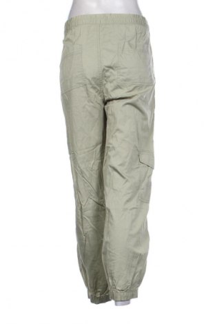 Damenhose Reserved, Größe M, Farbe Grün, Preis 14,91 €