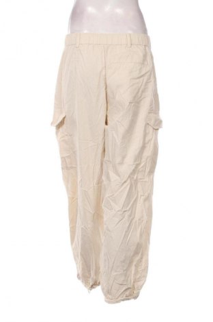Pantaloni de femei Uniqlo, Mărime M, Culoare Ecru, Preț 139,99 Lei