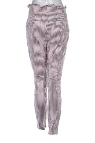 Pantaloni de femei Vero Moda, Mărime M, Culoare Multicolor, Preț 91,99 Lei
