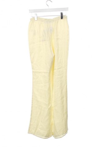 Damskie spodnie Zara, Rozmiar XS, Kolor Żółty, Cena 124,05 zł
