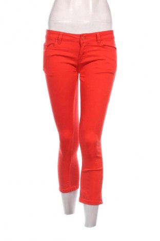 Pantaloni de femei Zara, Mărime M, Culoare Roșu, Preț 65,72 Lei