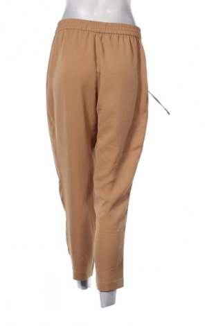 Pantaloni de femei Zara, Mărime M, Culoare Bej, Preț 99,99 Lei
